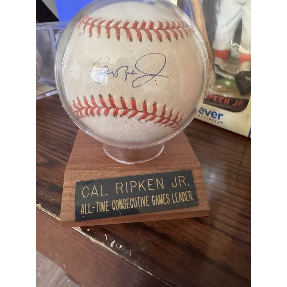 Cal Ripken Jr Signed Rawlings Baseball Score Board COA Iron Man Display Orioles‎